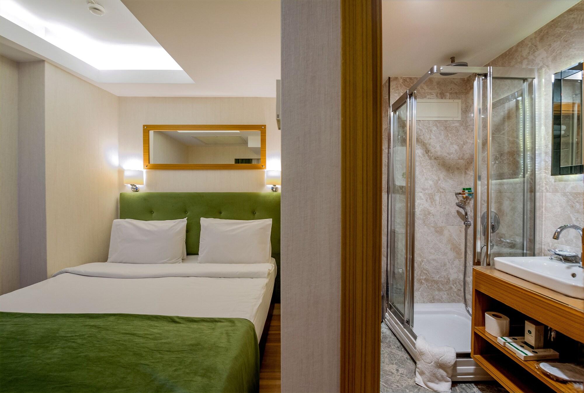 Bizim Hotel Istanbul Exterior photo