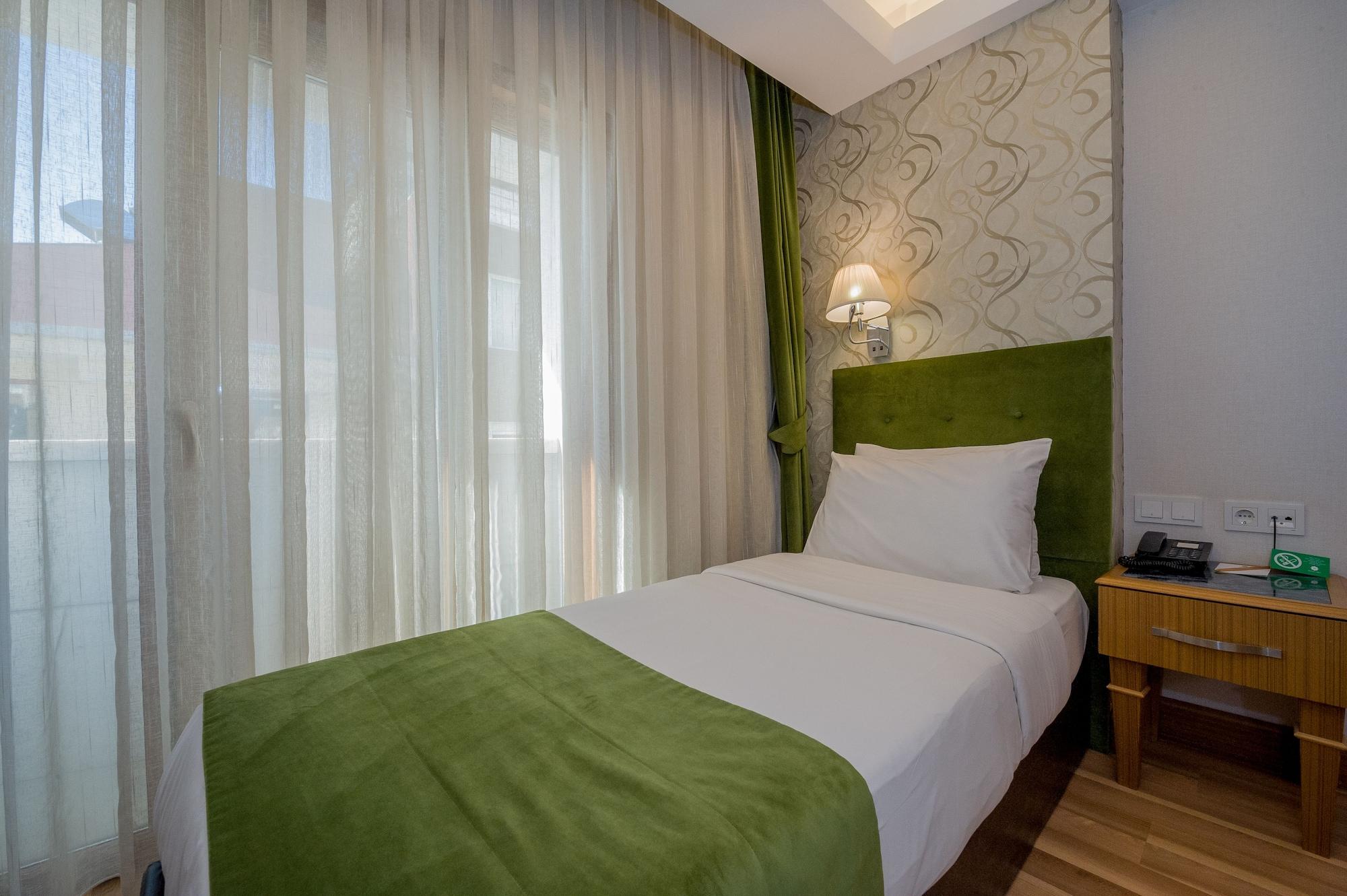 Bizim Hotel Istanbul Exterior photo