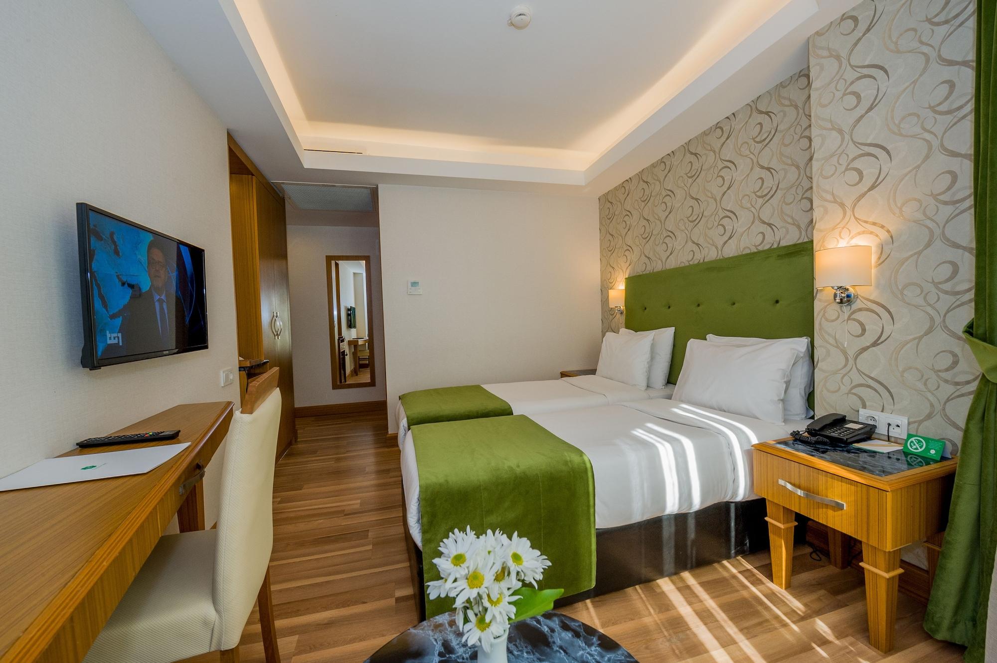 Bizim Hotel Istanbul Exterior photo