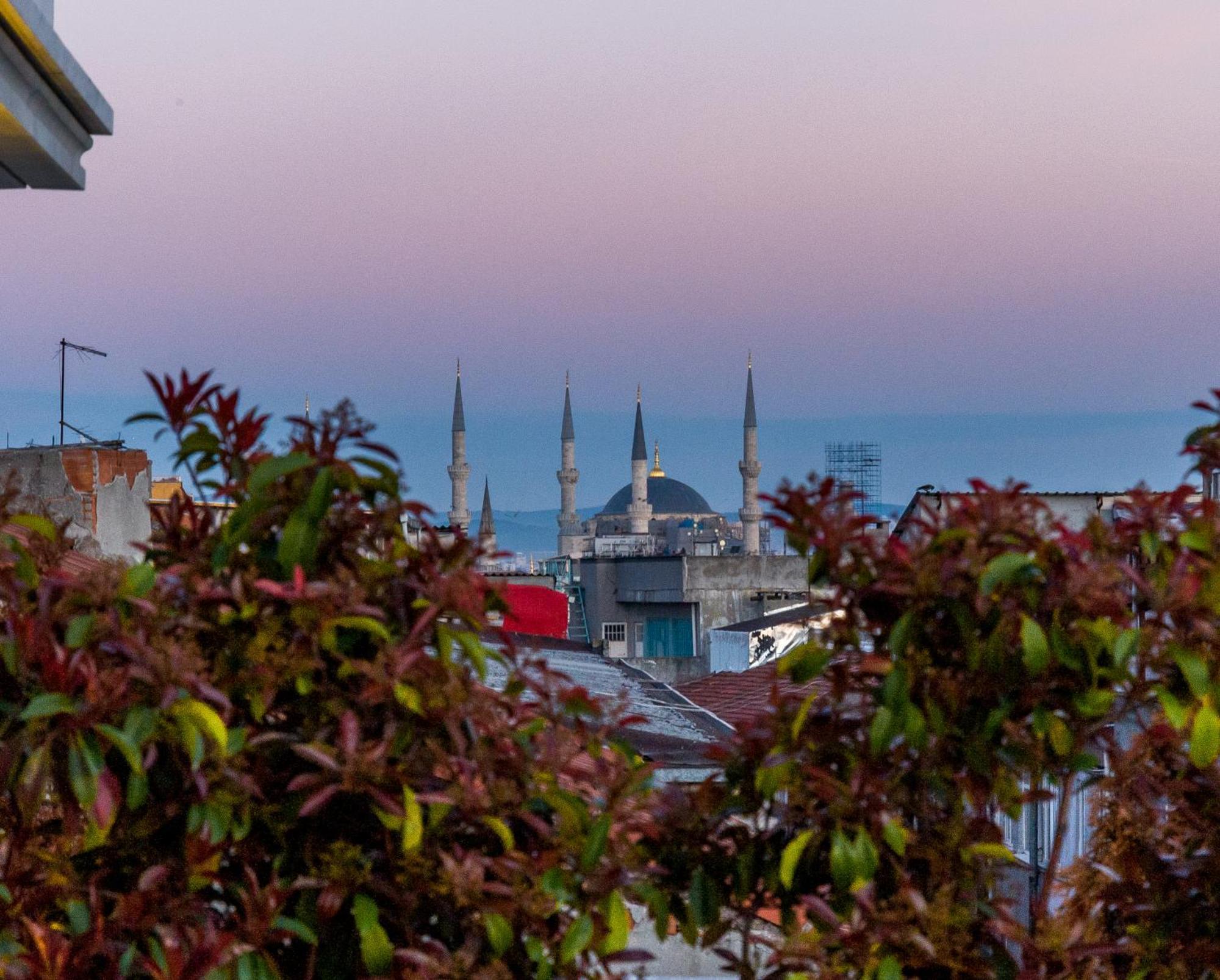 Bizim Hotel Istanbul Exterior photo
